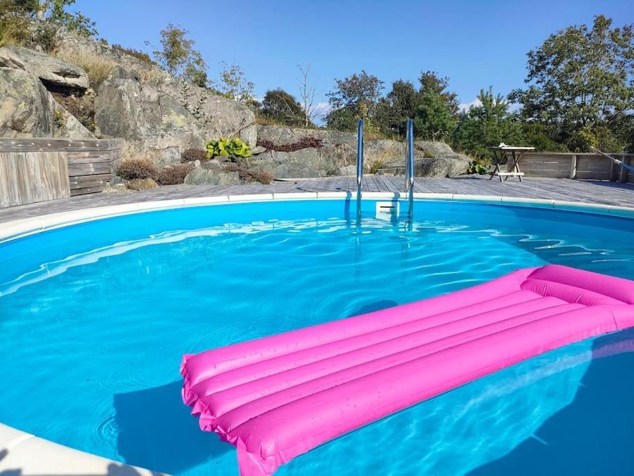 Quiet And Comfy With Swimming Pool Apartment Onsala Ngoại thất bức ảnh