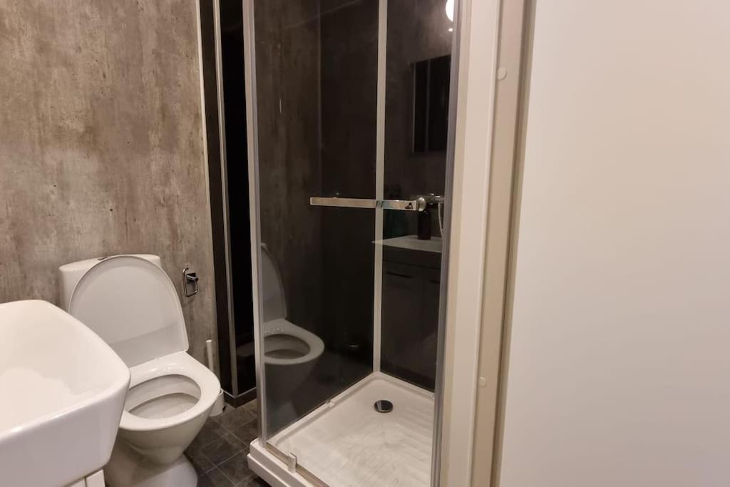 Quiet And Comfy With Swimming Pool Apartment Onsala Ngoại thất bức ảnh